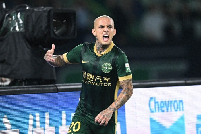 国安客场逆转，球员表现令人赞叹