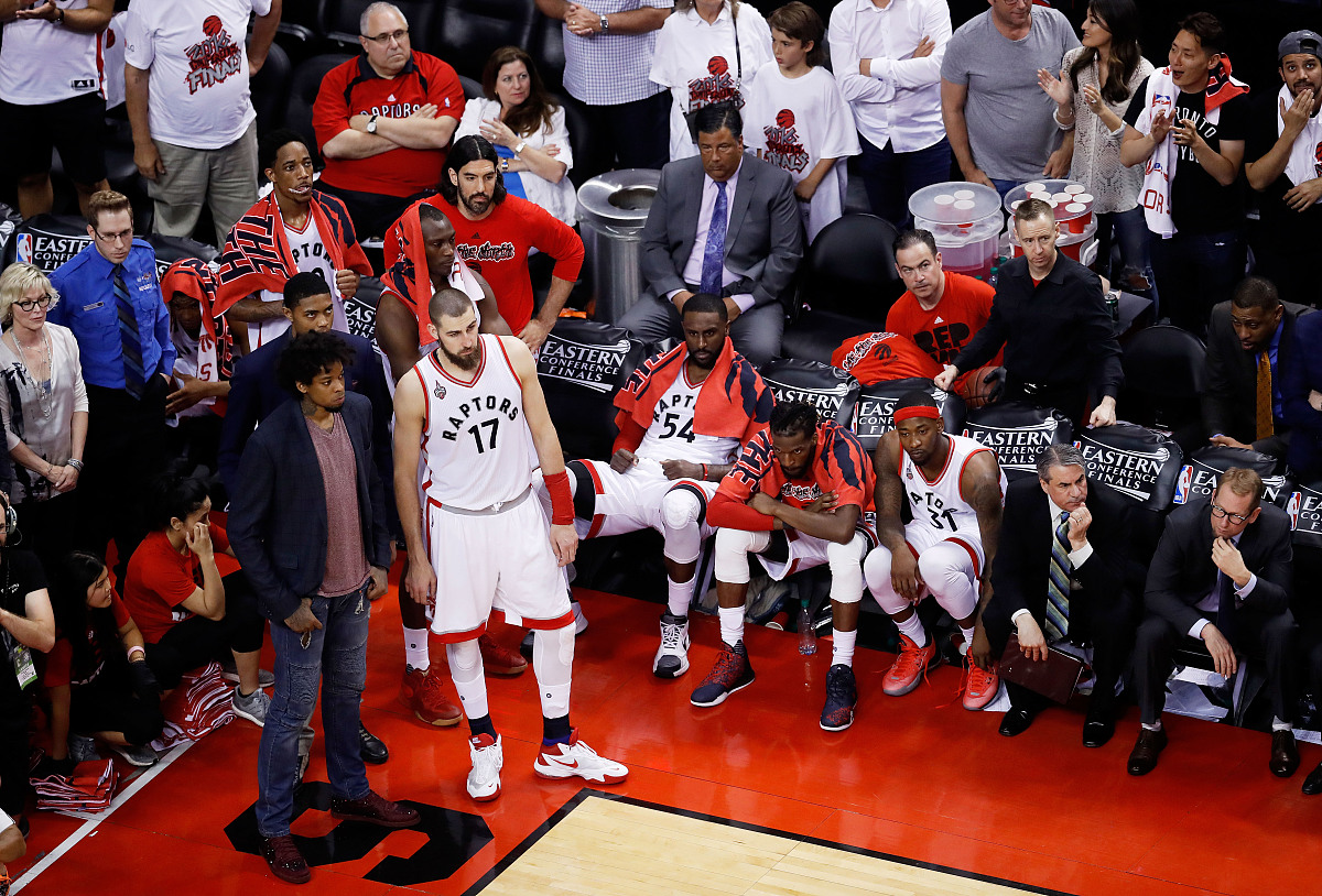 大国对决，超级巨星引领球队冲刺