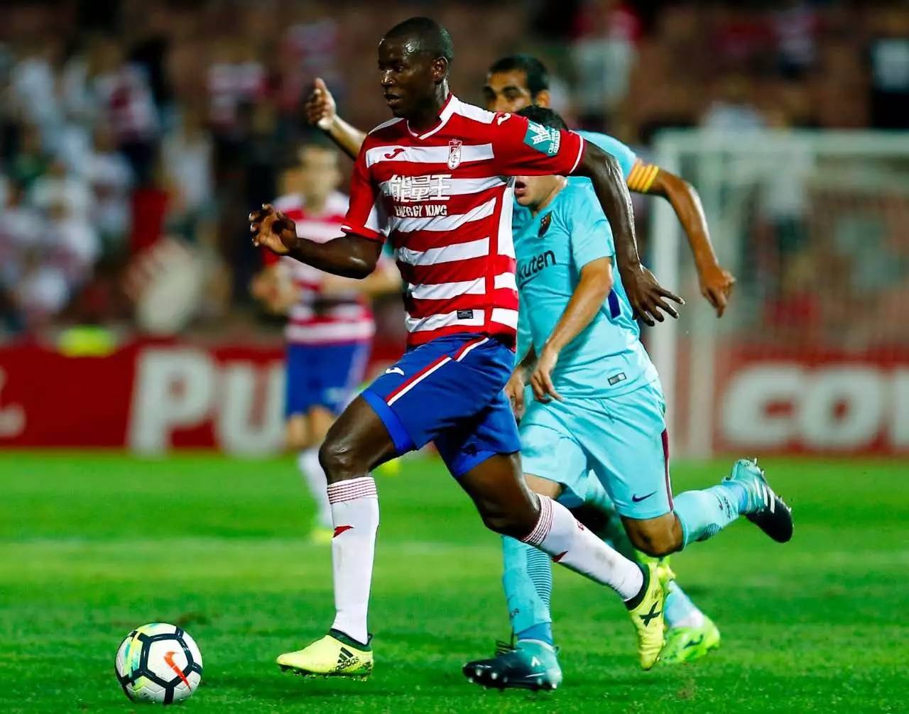 格拉纳达主场大捷,豪取三分的简单介绍 格拉纳达主场大捷,豪取三分的简单介绍