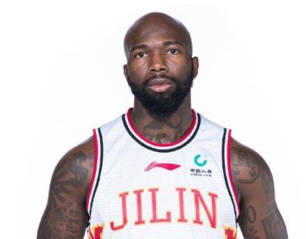 豪迈战队再次遭遇东北虎压制