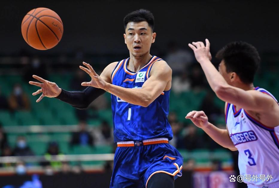 比分分析战术调整奏效，成功扭转局势