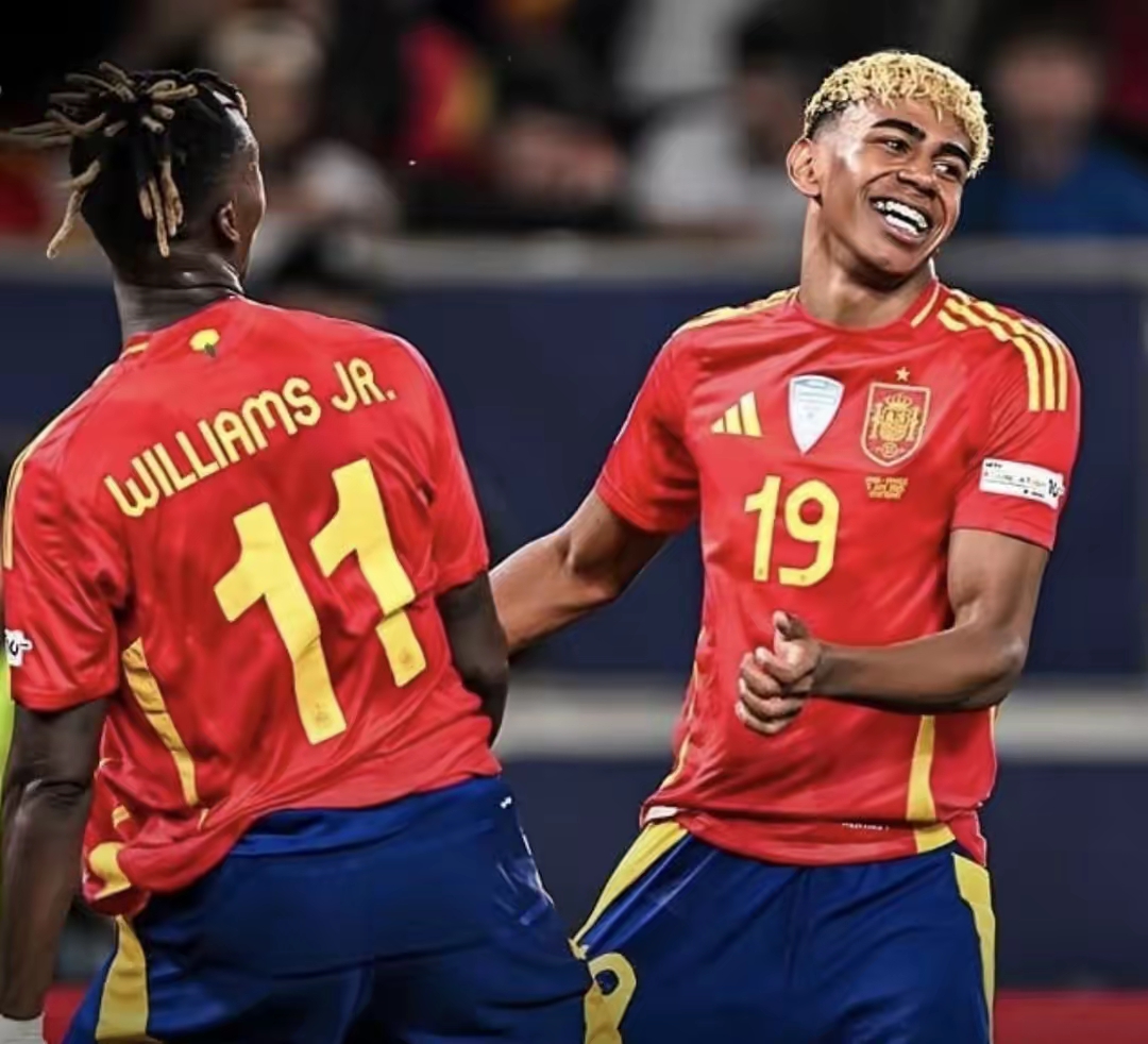 包含葡萄牙险胜瑞士，加维状态火热的词条