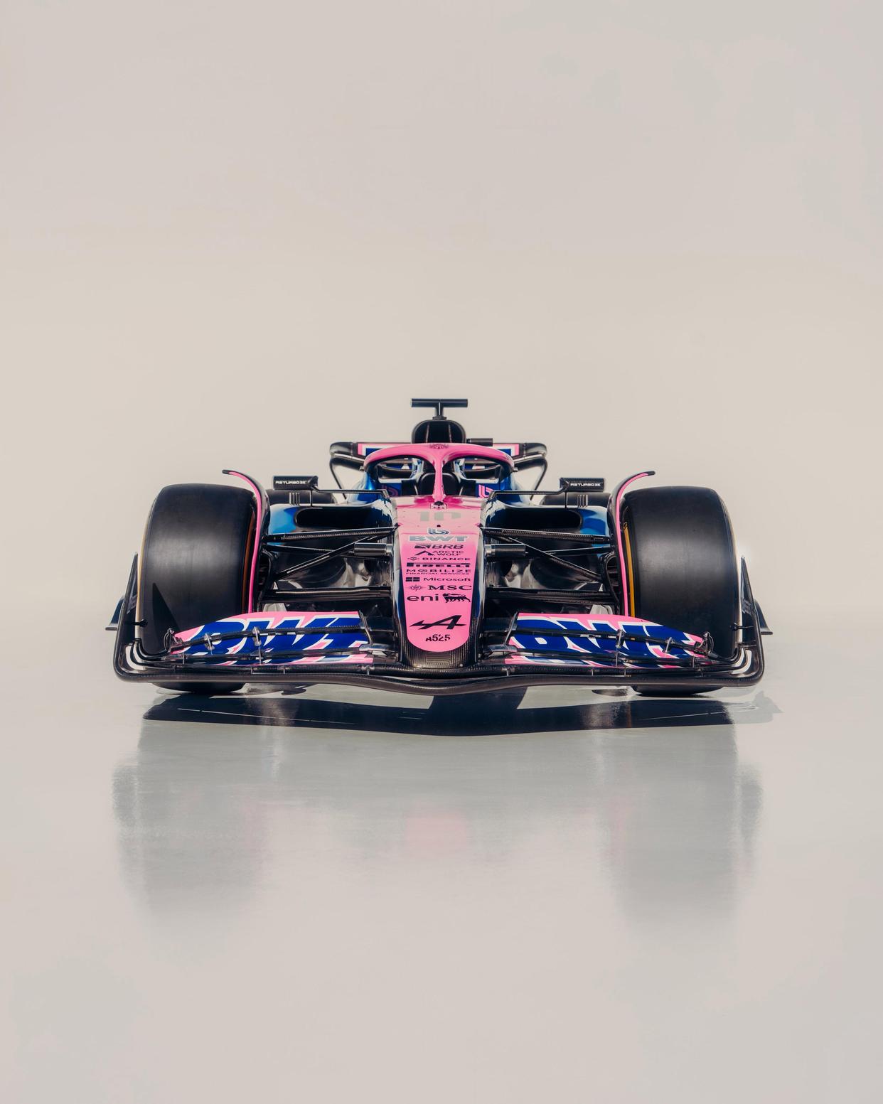 阿斯顿马丁力克哈斯车队，汉密尔顿刷新纪录