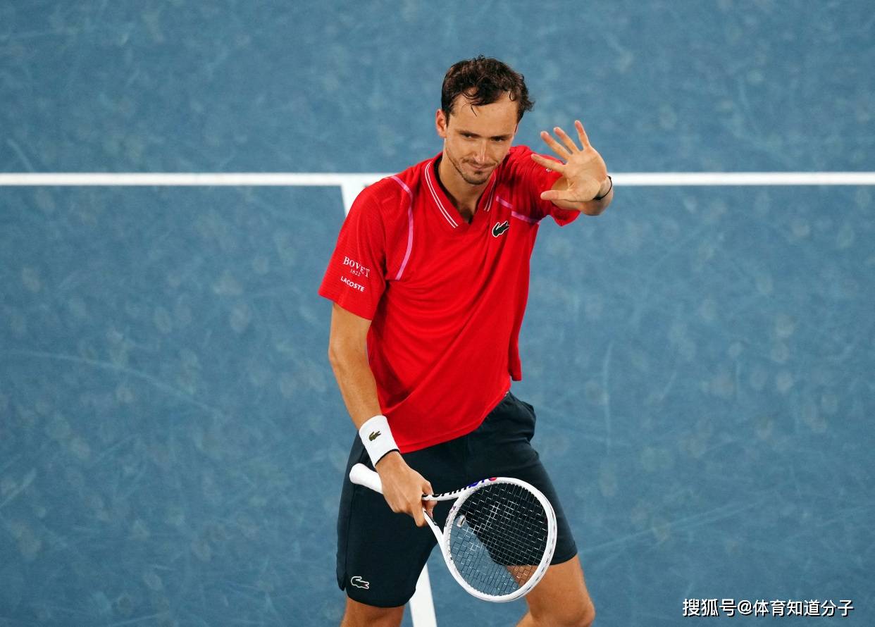 拉沃尔杯横扫温网，梅德韦杰夫刷新纪录